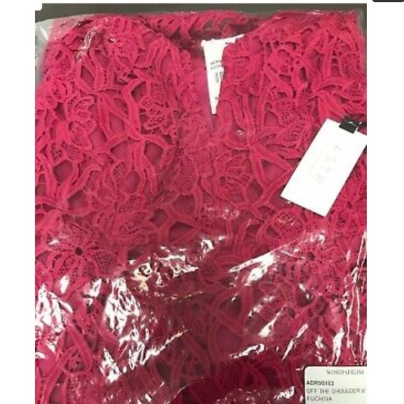 ASTR THE LABEL Off Shoulder Lace Bodycon Dress LRG - Picture 8 of 8